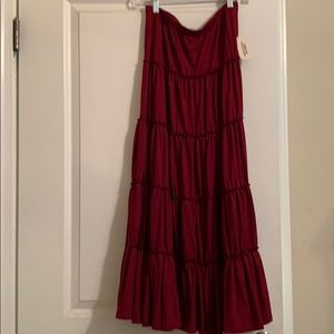 Maroon maxi skirt from Forever21 with tags